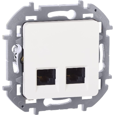 Розетка компьютерная 2-м Inspiria RJ45 кат.5E UTP бел. Leg 673835